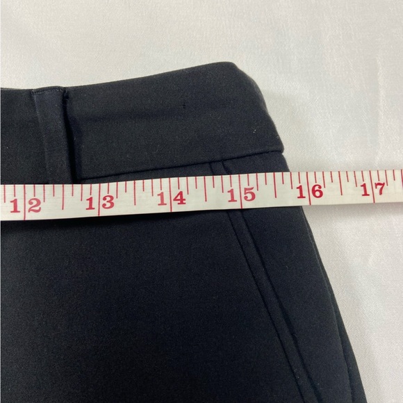 Limitless Slim Ankle Curvy Pant - Picture 7 of 9